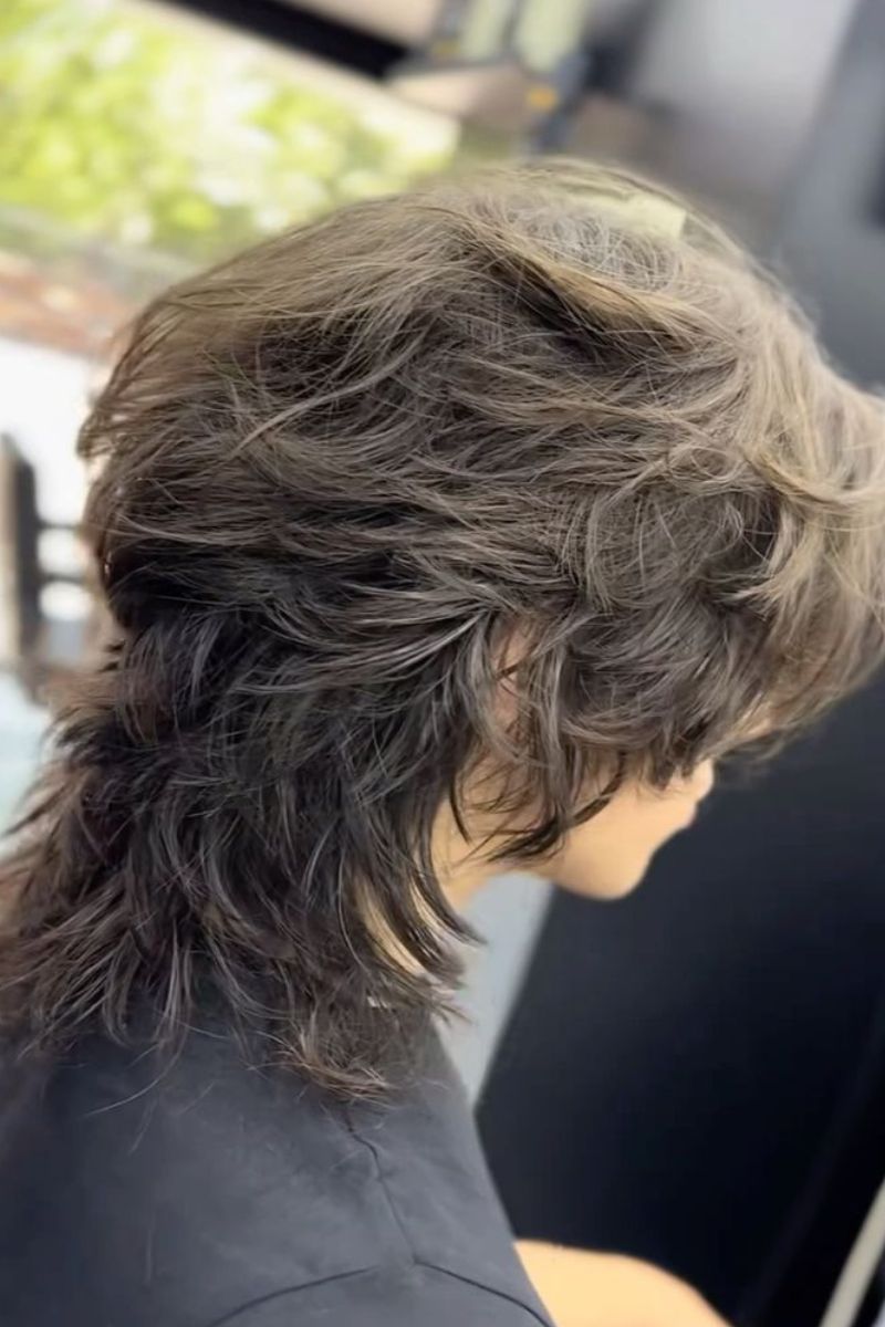 Long Wavy Wolf Cut