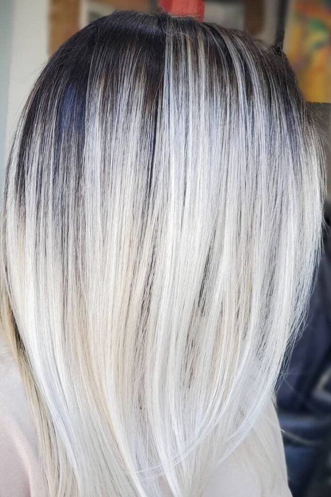 Shadow Root Blonde with Platinum Lengths and Sleek Finish