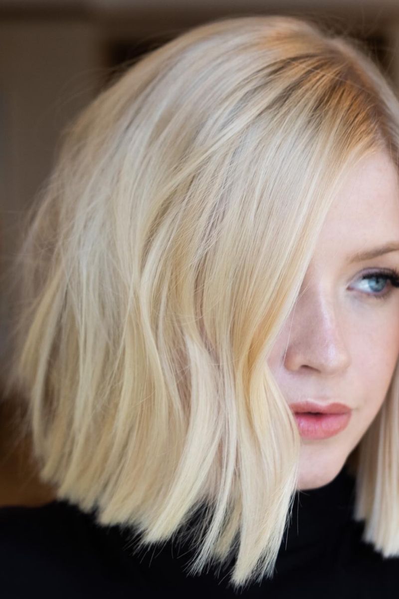 Blunt Bob with Subtle Waves and Highlights