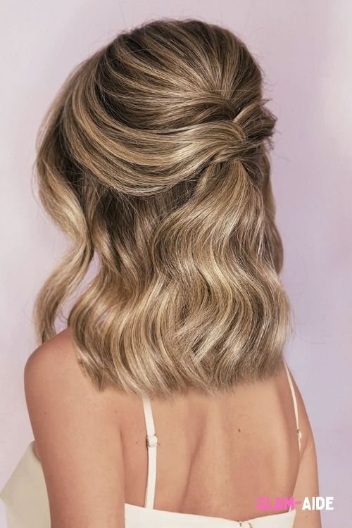 Half-up twist short wavy hair