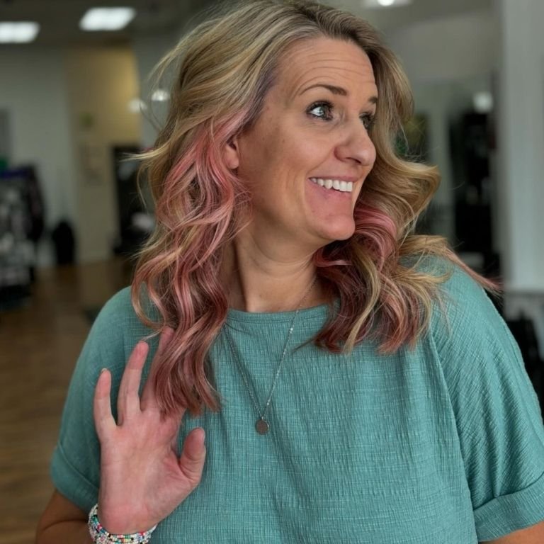 Shoulder-Length Waves with Pink Highlights