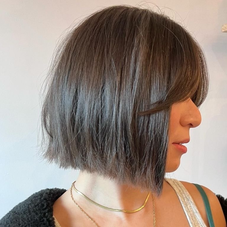 Sleek Modern Bob for Effortless Elegance